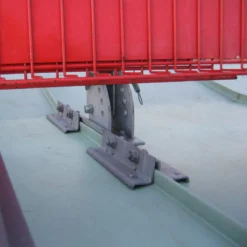 Plåtfalsfäste 1735<COMBISAFE Clearance