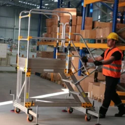 Plattformstrappa med stabilisator<SP PRO Sale
