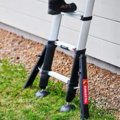 Justerbara säkerhetsfötter<Telesteps New
